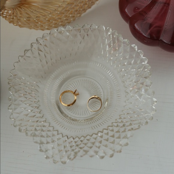 Vintage Glass Small Catch All Dish - Picture 3 of 7